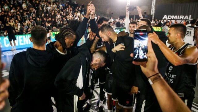 Partizan-se-seli-iz-Beogradske-arene.jpg Partizan se seli iz Beogradske arene.jpg