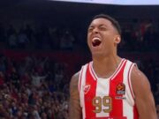 A KADA SU STIGLE NJIH DVE… Ovako se u KK Crvena zvezda slavio rođendan Jaga dos Santosa (FOTO) A Kada Su Stigle Njih Dve Ovako Se U Kk.jpg