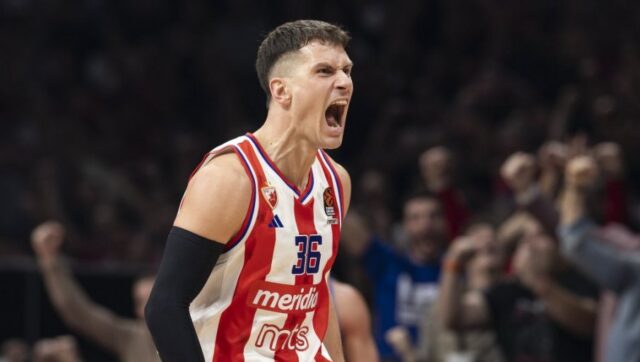 Nedovic posle pobede protiv olimpijakosa.jpg