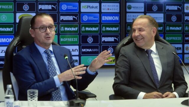 NE-MORA-SVAKO-SELO-DA-IMA-KLUB-Evo-sta-su.jpg Ne mora svako selo da ima klub evo sta su.jpg