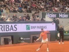 „NOVOSTI“ NA LICU MESTA – NOVAK NA „ŠATRIJEU“ : Naš najbolji teniser trenirao na Rolan Garosu, i to sa kime (FOTO) NOVOSTI NA LICU MESTA NOVAK NA SATRIJEU Nas.jpg
