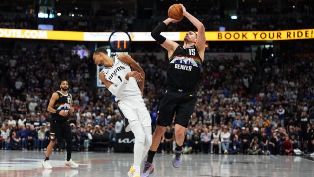 ZNA-SE-KO-JE-DOKTOR-KOSARKE-Jokic-sa-ova-dva.jpg ZNA SE KO JE DOKTOR KOSARKE Jokic sa ova dva.jpg