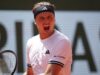 ZVEREV IZBEGAO SUDBINU ĐOKOVIĆA I SINERA! Treći teniser sveta preko Francuza do osmine finala Rolan Garosa SILOVIT POCETAK Zverev ubedljiv na Rolan Garosu.jpg