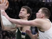 NIKOLA, E TO TI JE AHILOVA PETA! Ameri se sladili kada su videli šta je cenatr Denvera uradio Jokiću (FOTO) Nikola E To Ti Je Ahilova Peta Ameri Se Sladili.jpg