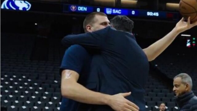 SRPSKA-POSLA-Kad-ga-je-Nikola-Jokic-ugledao-FOTO.jpg SRPSKA POSLA Kad ga je Nikola Jokic ugledao FOTO.jpg