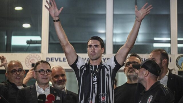 SAD-JE-I-TO-POZNATO-Evo-koliko-ce-Dusan-Vlahovic.jpg SAD JE I TO POZNATO Evo koliko ce Dusan Vlahovic.jpg