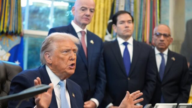 AMERIKA-NE-MOZE-DA-VERUJE-Evo-sta-je-Donald-Tramp.jpg AMERIKA NE MOZE DA VERUJE Evo sta je Donald Tramp.jpg
