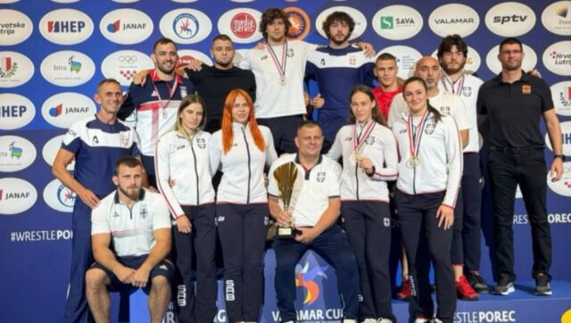 Srpski rvaci osvojili pet medalja na Valamar kupu.jpg