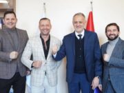 U BOKS SE ULAŽE: Vrh Bokserskog saveza u gostima kod Zorana Gajića U Boks Se Ulaze Vrh Bokserskog Saveza U Gostima Kod.jpg