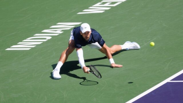 NEMA ODMORA ZA DJOKOVICA Novak i danas na terenu u.jpg
