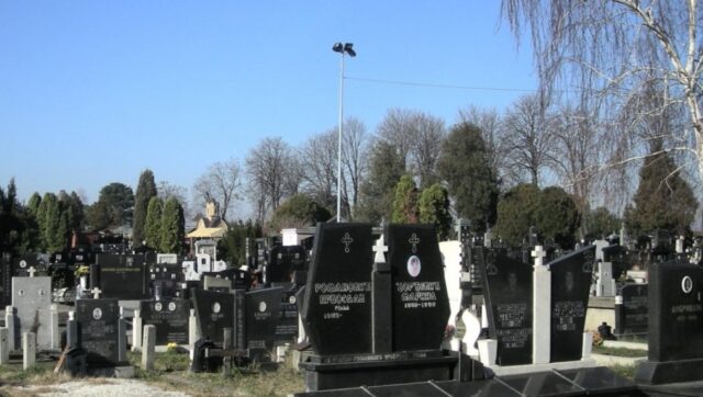 UMRO-LEGENDARNI-SPORTISTA-Subotica-zavijena-u-crno.jpg UMRO LEGENDARNI SPORTISTA Subotica zavijena u crno.jpg