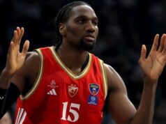 „Sviđa mi se ono što vidim“: Ebuka Izundu o ciljevima Zvezde, Ibonu Navaru… Svidja mi se ono sto vidim Ebuka Izundu o ciljevima.jpg