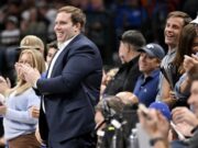 LUKA DONČIĆ GLEDA I NE VERUJE! Vlasnik Dalasa mu prvo zabio nož u leđa, a sada ga i javno ponizio Luka Doncic Gleda I Ne Veruje Vlasnik Dalasa Mu Prvo.jpg