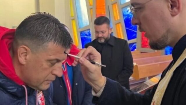 ZVEZDA-OVO-NIJE-OCEKIVALA-Evo-sta-se-u-crkvi-desilo.jpg ZVEZDA OVO NIJE OCEKIVALA Evo sta se u crkvi desilo.jpg