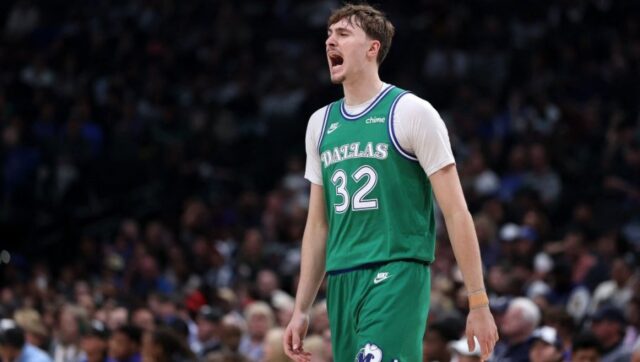 Kuper Fleg kao Majkl DZordan Ovo nije vidjeno u NBA.jpg