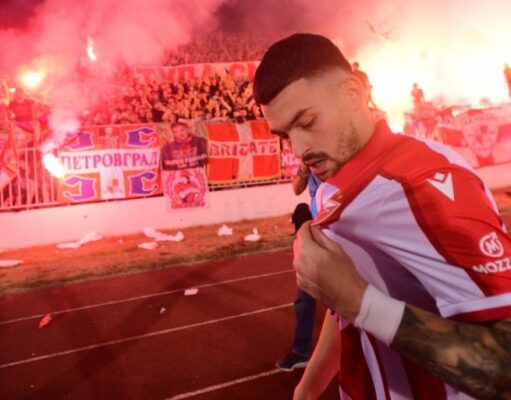 „TOTALNA GLUPOST“! Ogalsio se Nemanja Radović i demantovao transfer o kome bruji Srbija SADA JE SVE GOTOVO Radonjic odlazi iz Zvezde Vec se.jpg