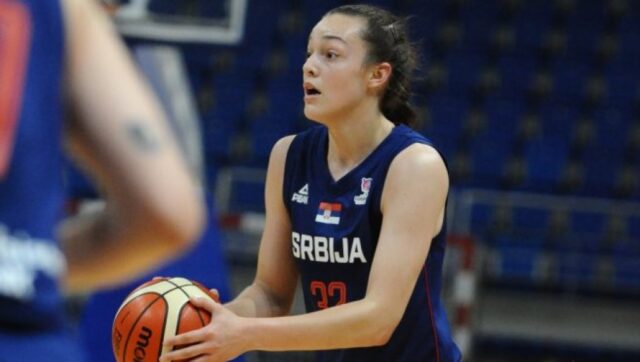 SRPKINJA U FINALU NCAA Andjela Dugalic i UCLA ce se.jpg