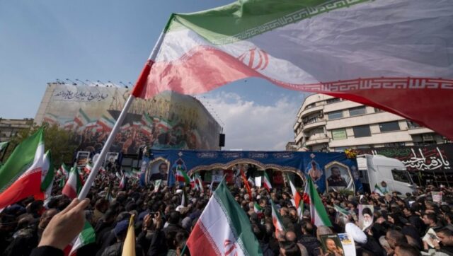 Senzacija Evo sta je Iranac uradio dok mu se zemlja.jpg