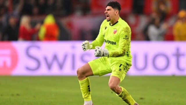 ZVEZDA IMA NEVEROVATNU ZVER NA GOLU Niko mu ne moze.jpg