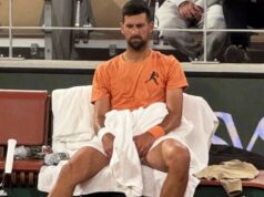 TENIS OVO NE PAMTI! Novak Đoković gleda i ne veruje šta se desilo pred Rolan Garosa TENIS OVO NE PAMTI Novak DJokovic gleda i ne veruje.jpg