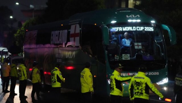 ENGLEZI-U-VELIKOM-SOKU-Evo-sta-su-doziveli-pred-mec.jpg ENGLEZI U VELIKOM SOKU Evo sta su doziveli pred mec.jpg