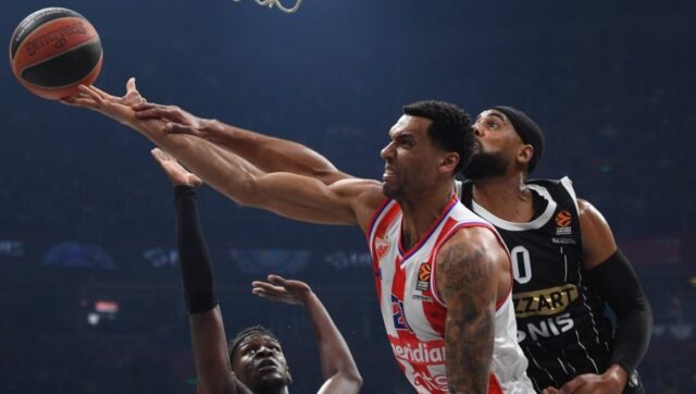 Niko Kao Bolomboj Evo U Cemu Je Centar Crvene Zvezde.jpg