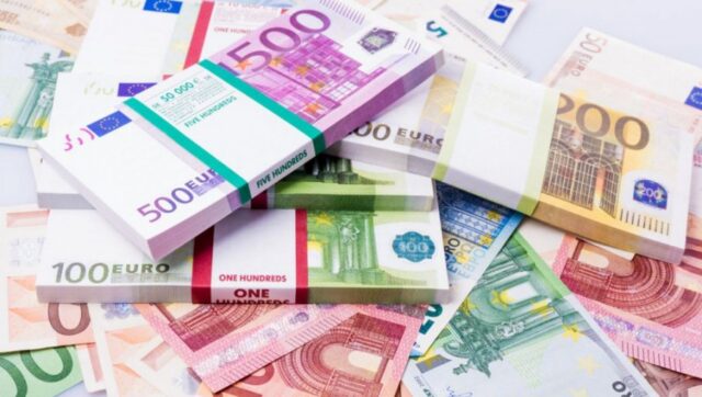 Ludilo Ume Sa Loptom I Ima Dnevnicu Od 150000 Dolara.jpg