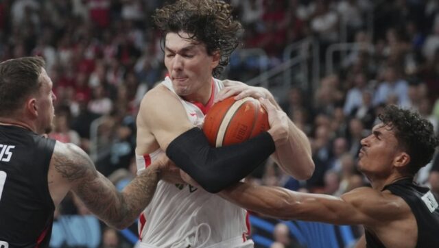 TEZAK-UDARAC-ZA-EFES-Osmani-pauzira-tri-nedelje-a-za.jpg Tezak udarac za efes osmani pauzira tri nedelje a za.jpg