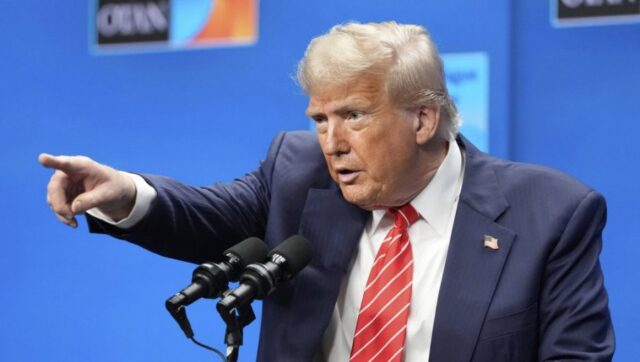 SRBIN-GLEDA-I-NE-VERUJE-Zbog-Donalda-Trampa-ostao-bez.jpg Srbin gleda i ne veruje zbog donalda trampa ostao bez.jpg
