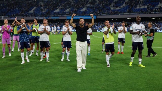 KOMO-SE-NE-SALI-Pao-je-Napoli-Fabregas-napravio-mocan.jpg KOMO SE NE SALI Pao je Napoli Fabregas napravio mocan.jpg