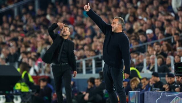 A ONDA CRVENI KARTON Hansi Flik i dalje vidi Barselonu.jpg