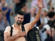 ISPAO SA ROLAN GAROSA, A DVA DANA KASNIJE… Novak Đoković saznao dobru vest ISPAO SA ROLAN GAROSA A DVA DANA KASNIJE Novak DJokovic.jpg