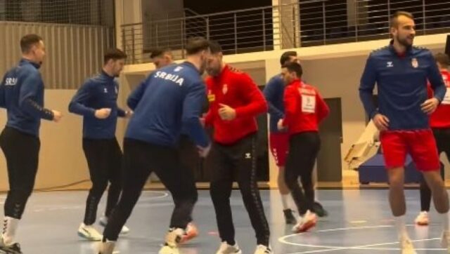 NESTVARNO Evo sta se desava u taboru orlova pred Srbija.jpg