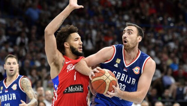 CELA GRCKA U SOKU ZBOG SRBINA Neverovatno sta je Nikola.jpg