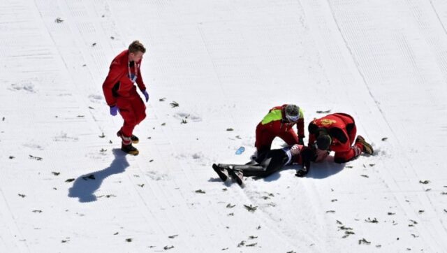 SVI-SU-SE-ZALEDILI-Jeziv-pad-mladog-Slovenca-na-Planici.jpg SVI SU SE ZALEDILI Jeziv pad mladog Slovenca na Planici.jpg
