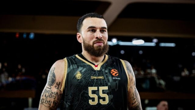 Majk DZejms napusta Monako Cela Evroliga stala u red za.jpg