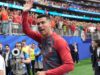HIT NAD HITOVIMA! Ronalda pitali o rekordu Mesija! Evo kako je Portugalac reagovao! (FOTO) HIT NAD HITOVIMA Ronalda pitali o rekordu Mesija Evo kako.jpg