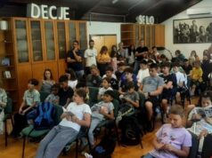 SPORT SPAJA LJUDE : Lajk.rsske legende Novog Sada u poseti „Dečjem selu“ u Sremskoj Kamenici SPORT SPAJA LJUDE Lajkrsske legende Novog Sada u poseti.jpg