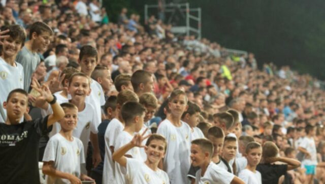 Ponovo ce se gledati fudbal na banovom brdu cukaricki se.jpg