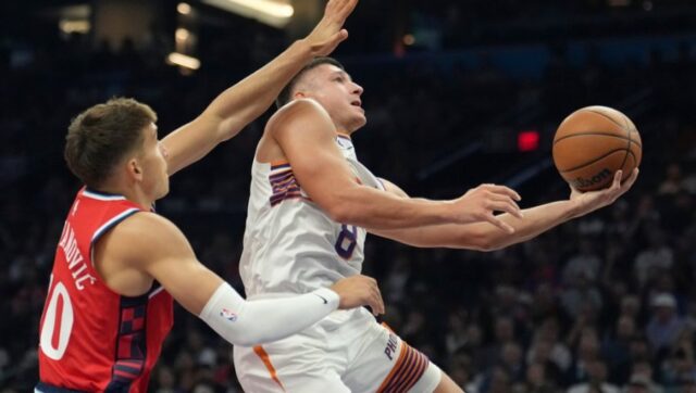 BOGDAN-BOGDANOVIC-JE-ZIV-Kapiten-Srbije-vezao-i-drugi-mec.jpg BOGDAN BOGDANOVIC JE ZIV Kapiten Srbije vezao i drugi mec.jpg