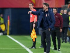 Fudbaleri Srbije još uvek zatečeni zbog onog što je uradio Veljko Paunović Fudbaleri Srbije jos uvek zateceni zbog onog sto je uradio.jpg