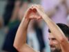 Novak Đoković ispao sa Rolan Garosa, pa sutradan uradio ovo! Novak DJokovic ispao sa Rolan Garosa pa sutradan uradio ovo.jpg