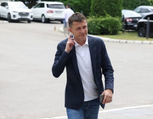 OTKRIVENO! Evo koliko će Saša Ilić zarađivati u Partizanu OTKRIVENO Evo koliko ce Sasa Ilic zaradjivati u Partizanu.jpg