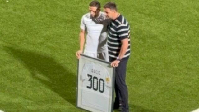 Kakvo-vece-za-legendu-srpskog-fudbala-upisao-svoj-300-mec.jpg Kakvo vece za legendu srpskog fudbala upisao svoj 300 mec.jpg