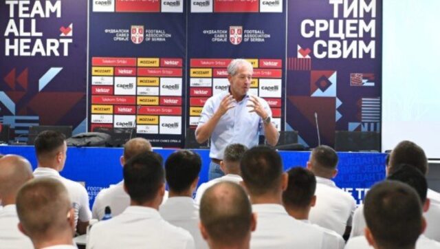 RADNO U STAROJ PAZOVI Odrzan sudijski dan Frenk de Bleker.jpg