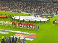 Srpska himna na Alijanc Areni: Kad zagrmi Bože pravde! (FOTO) Srpska himna na Alijanc Areni Kad zagrmi Boze pravde FOTO.jpg