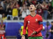 NIKAD NIJE ZADOVOLJAN: Ronaldo pobesneo zbog poništenog gola Nikad Nije Zadovoljan Ronaldo Pobesneo Zbog Ponistenog Gola.jpg