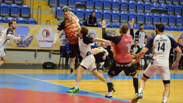 METALAC-UBEDLJIV-NA-PREMIJERI-Odigrano-1-kolo-Super-B-lige.jpg Metalac ubedljiv na premijeri odigrano 1 kolo super b lige.jpg
