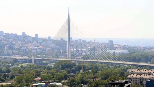 ZAUSTAVLJA-SE-SAOBRACAJ-NA-AUTOPUTU-MILOS-VELIKI-I-NE-SAMO.jpg Zaustavlja se saobracaj na autoputu milos veliki i ne samo.jpg