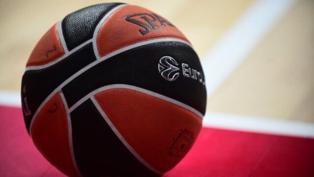 Sta rade u Evroligi Navijaci besni zbog rasporeda plej ofa.jpg